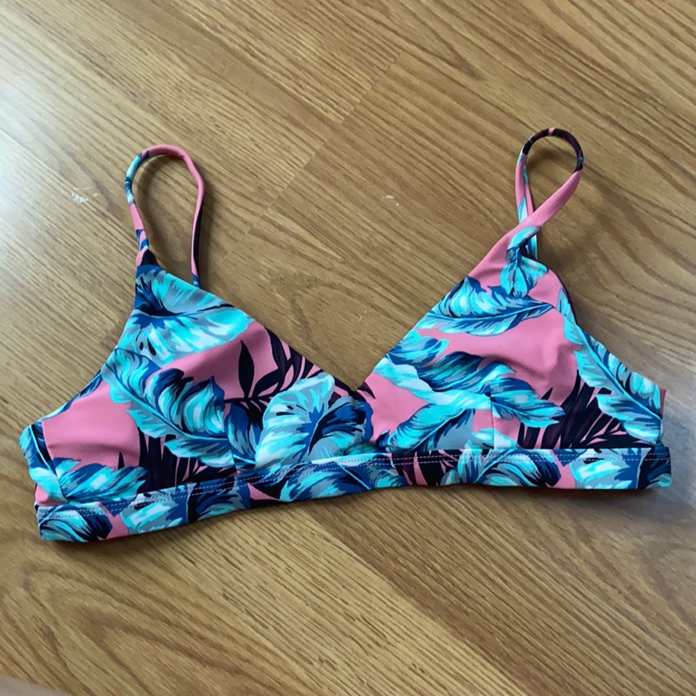 Women’s bikini top